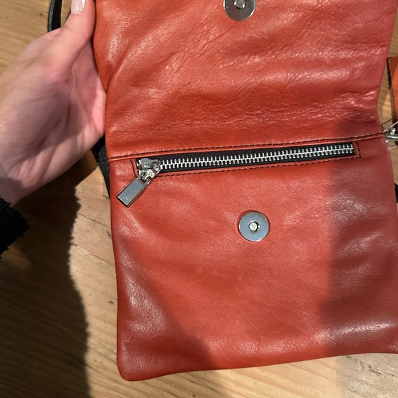 Made in Italy Crossbody Bag - Picture 3 of 4